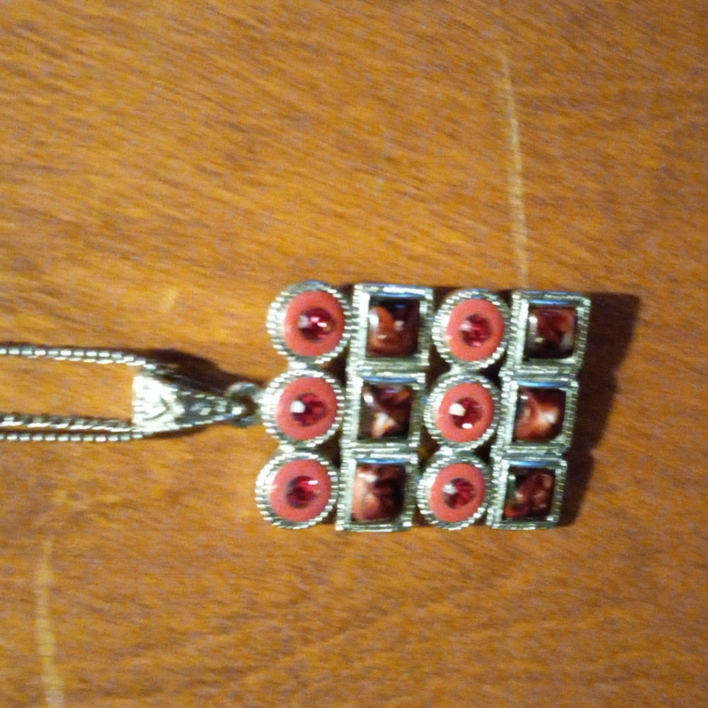 Jewelry lot 32-M
